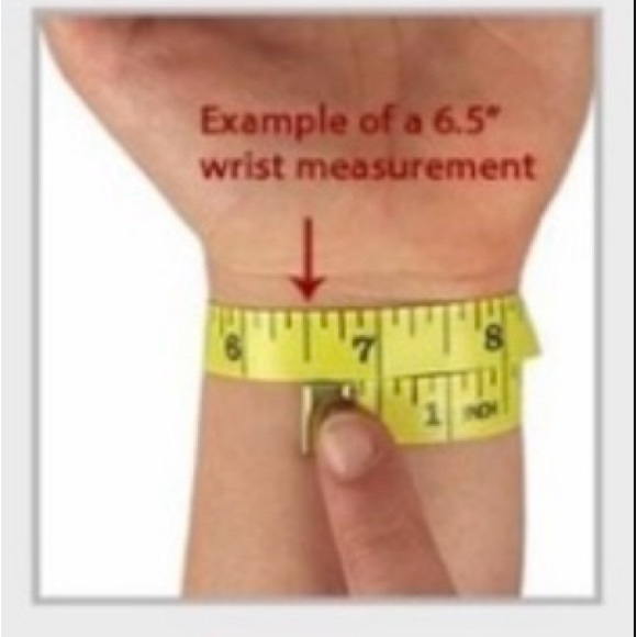 Women’s Triple Wrap Leather Bracelet - Picture 11 of 11